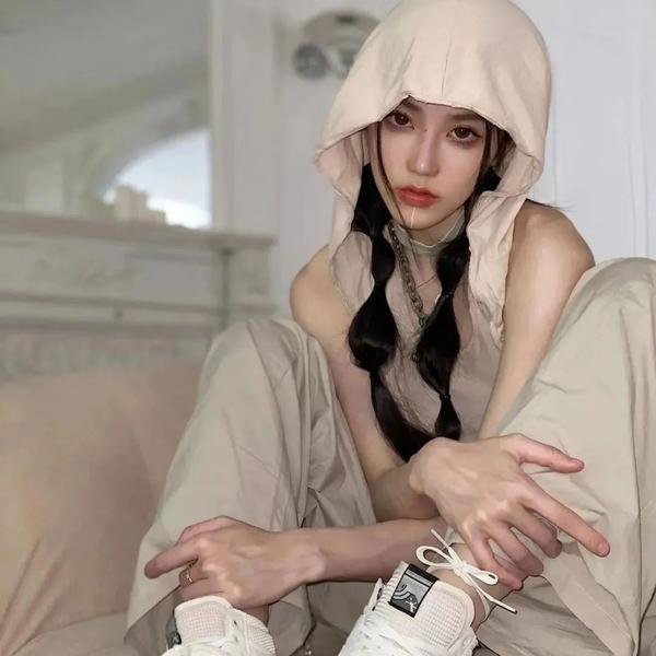 茜拉